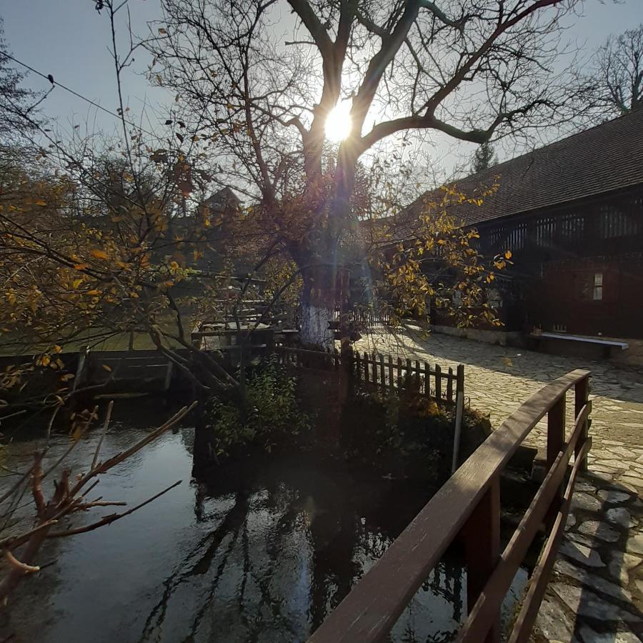 Guesthouse Slovin Unique - Rastoke Slunj Esterno foto